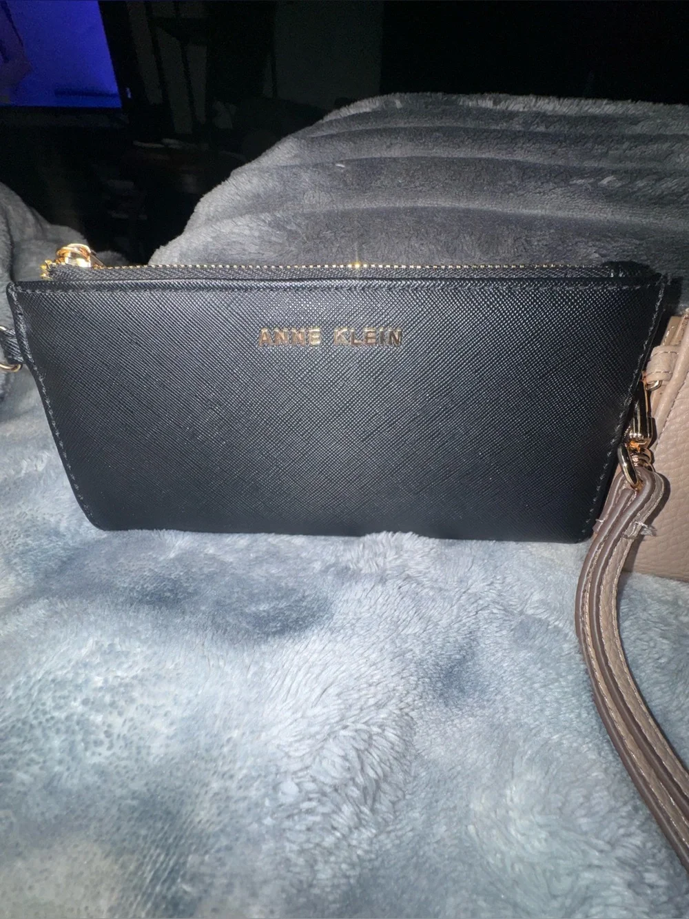 Anne Klein anne klein